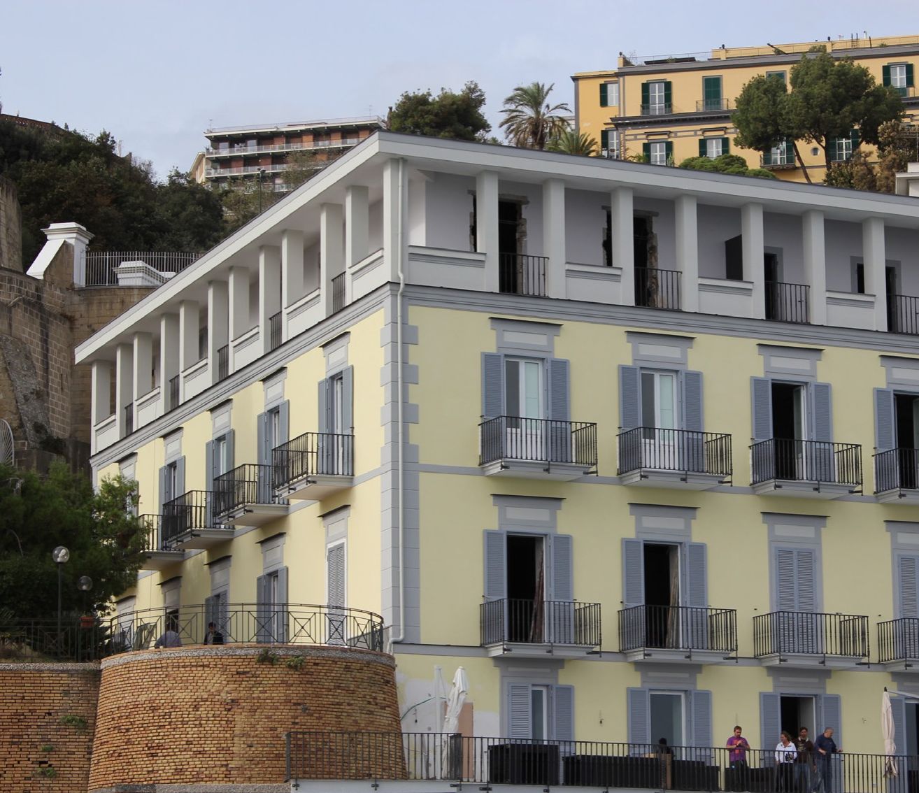 Villa Luisa, Posillipo, Napoli — Persiane blindate in ferro zincato